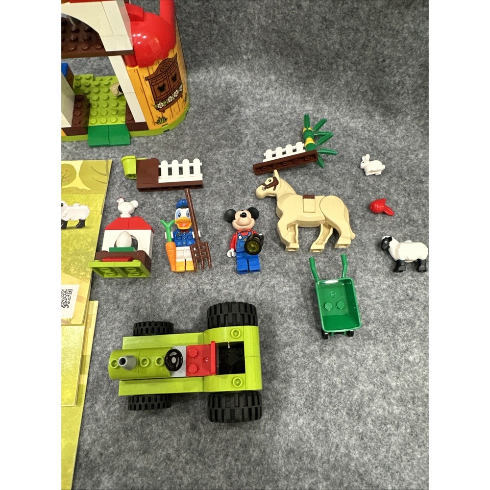 LEGO 10775 Disney Mickey Mouse Donald Duck's Farm With Instuctions and Box - Picture 2 of 10